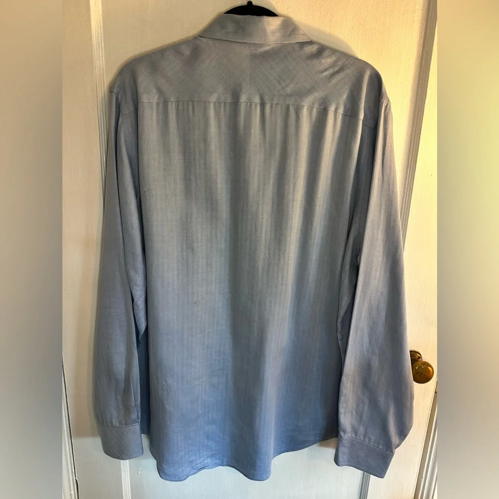 Banana Republic Classic dress shirt size Large Blue - Picture 2 of 9